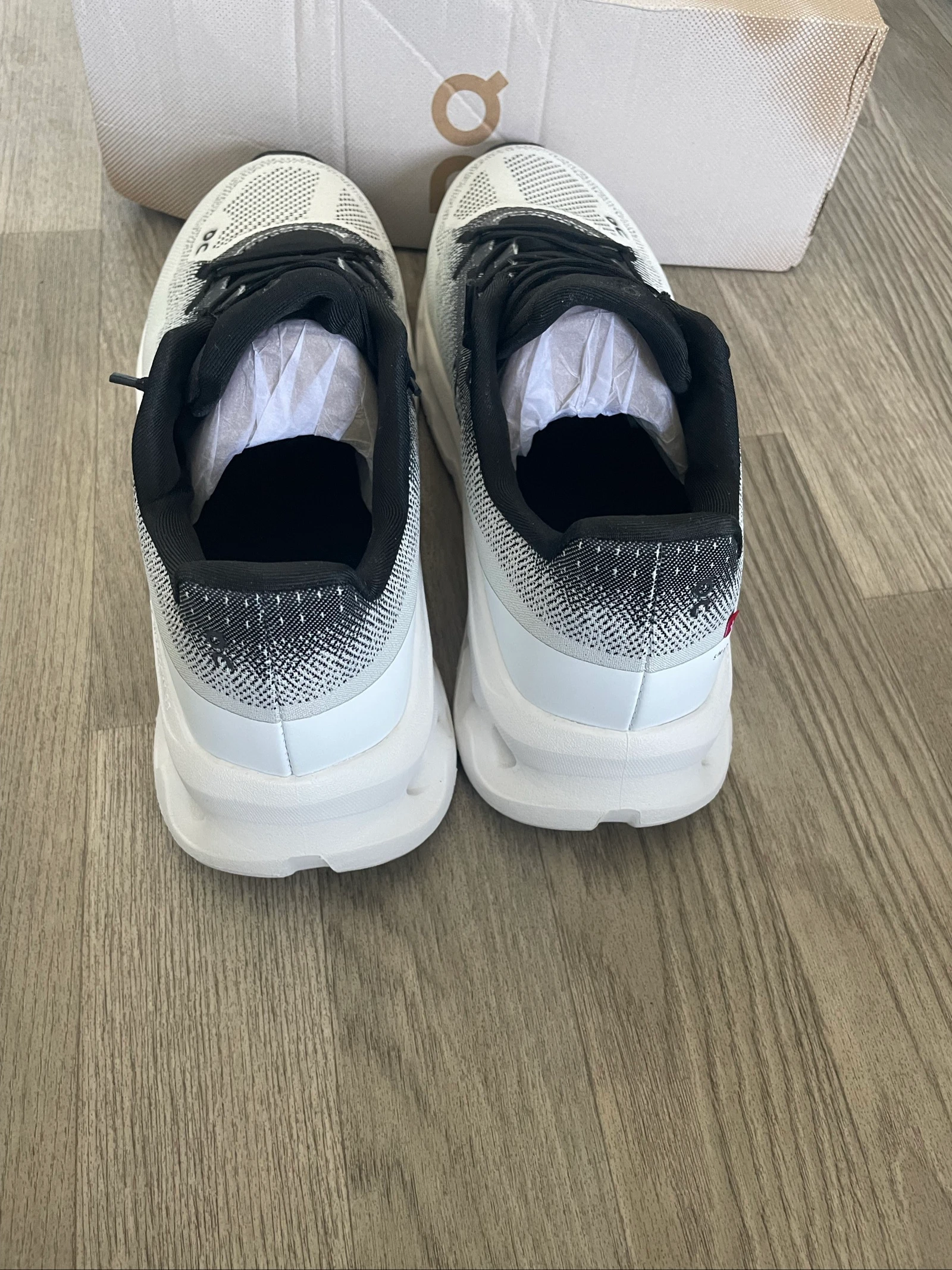 Lot On cloud and ASICS gel 1130 size 42 – photo 3